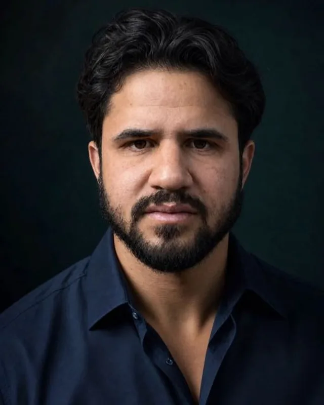 Lucas Laroche, operaciones y gestión de obra